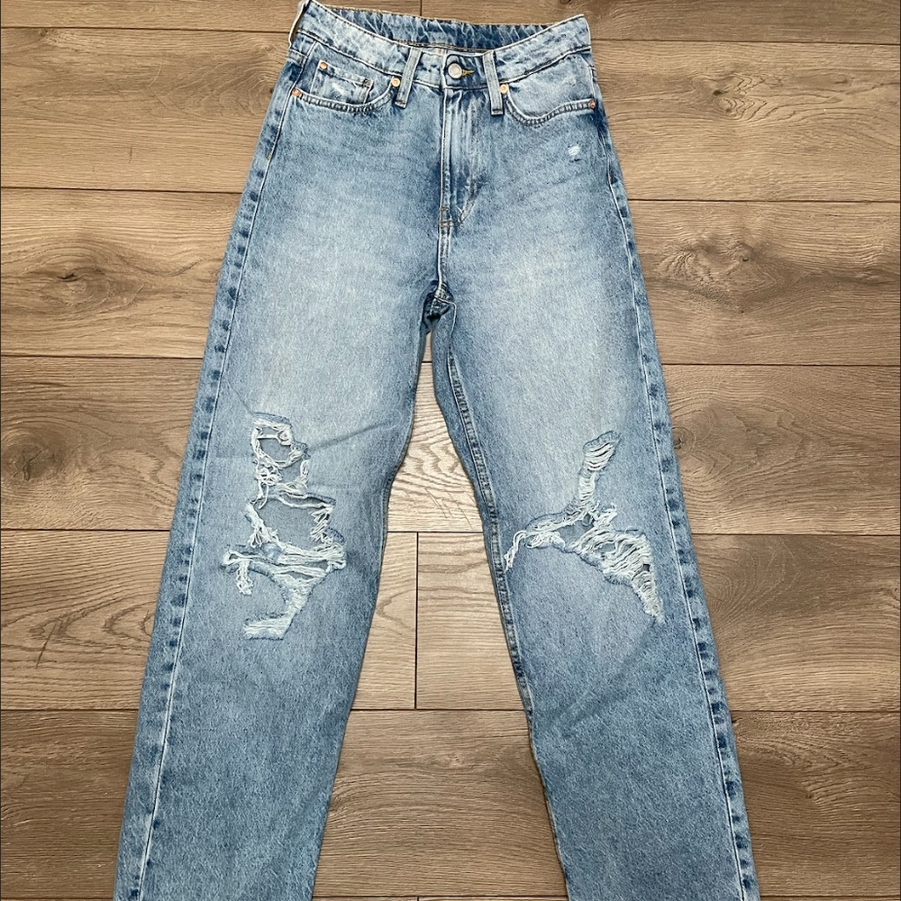 H&M Loose Mom Jeans